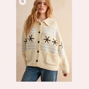 Women's Cream and Blue Patterned Sweater